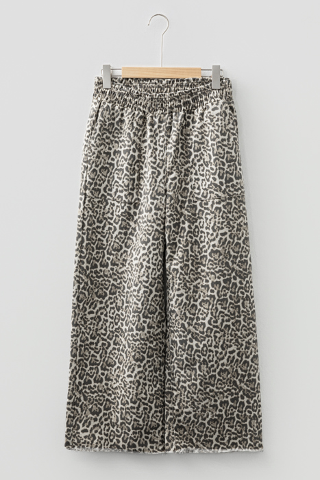 Rivka Loose Pull On Jeans