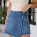  Tess Tied Waist Skort