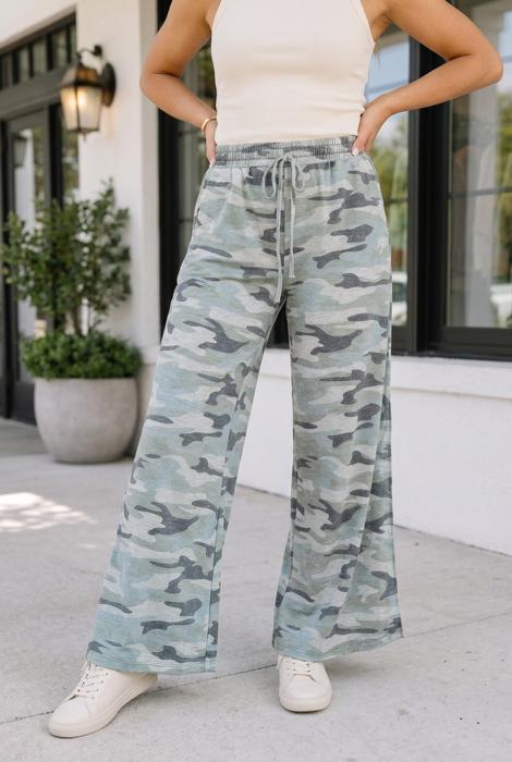 Toni Elastic Waist Casual Pants
