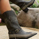 Western Distressed Boots