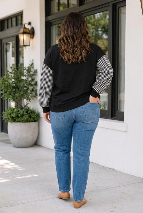 Zareya Fit Long Sleeve PLUS Sweatshirt