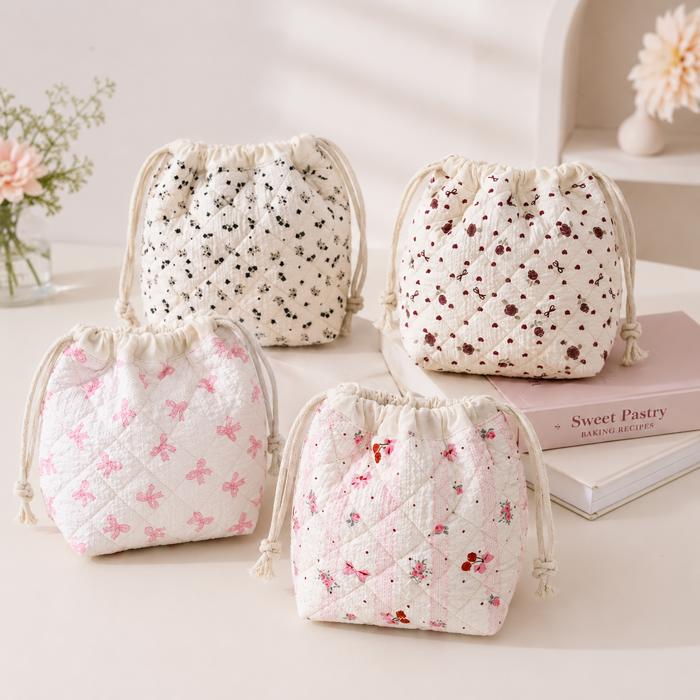 Patterned Quilted Drawstring Cosmetic Bag