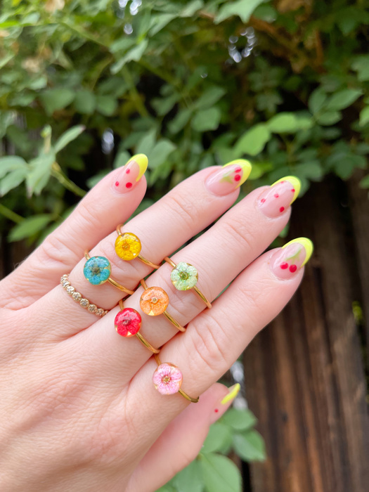 Dried floral resin ring 