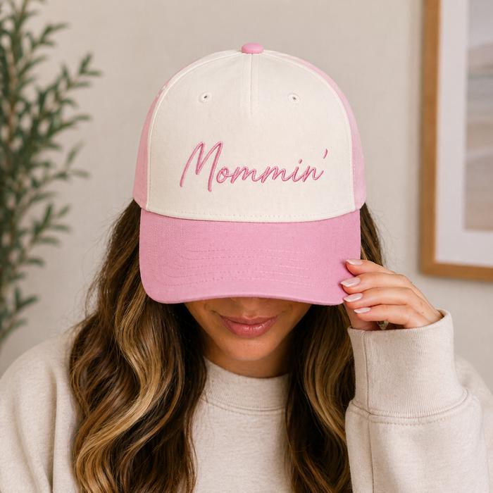 Embroidered  Mommin' Baseball Cap