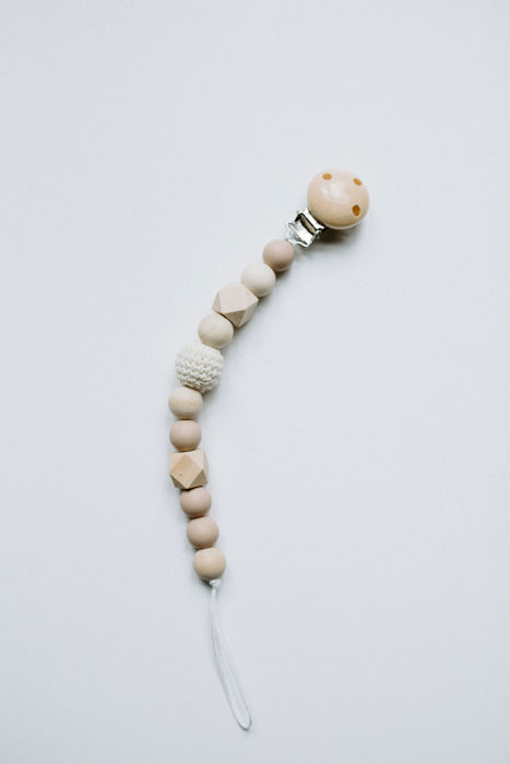 Nora Pacifier Clip