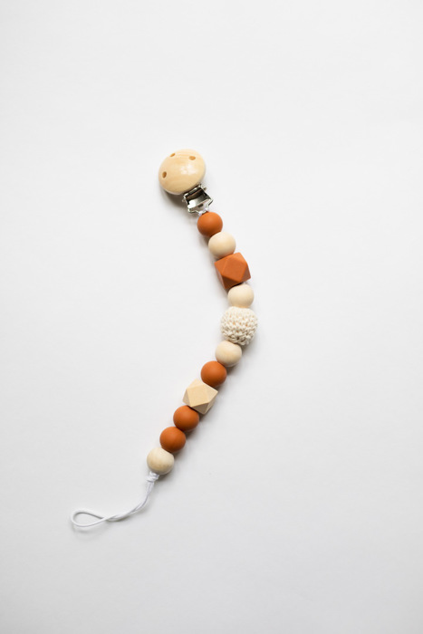 Nora Pacifier Clip